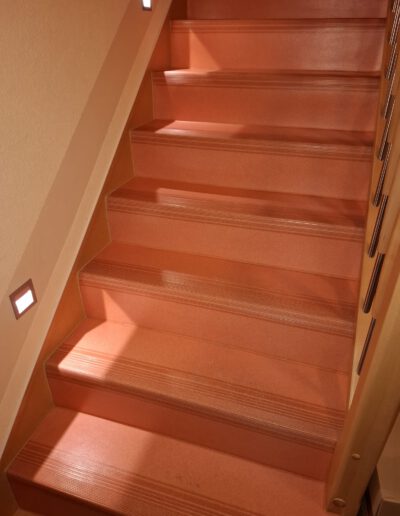 Treppensanierung Chemnitz - Fussboden Sandig