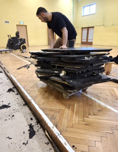 Sanierung Turnhalle und Kegelbahn Hohndorf Sachsen durch Fussboden Sandig